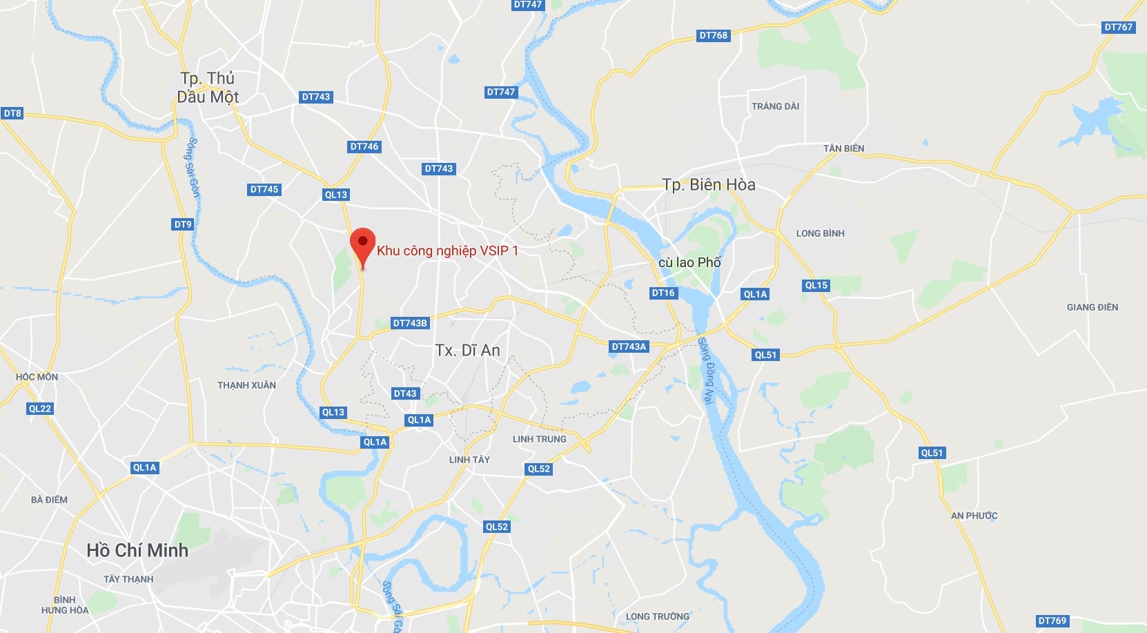 cầm kiếm chém ô tô vì bấm còi ảnh 2 cam kiem chem o to vi bam coi anh 2