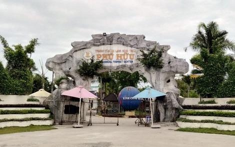 Tong giam doc Khu du lich Phu Huu bi bat hinh anh