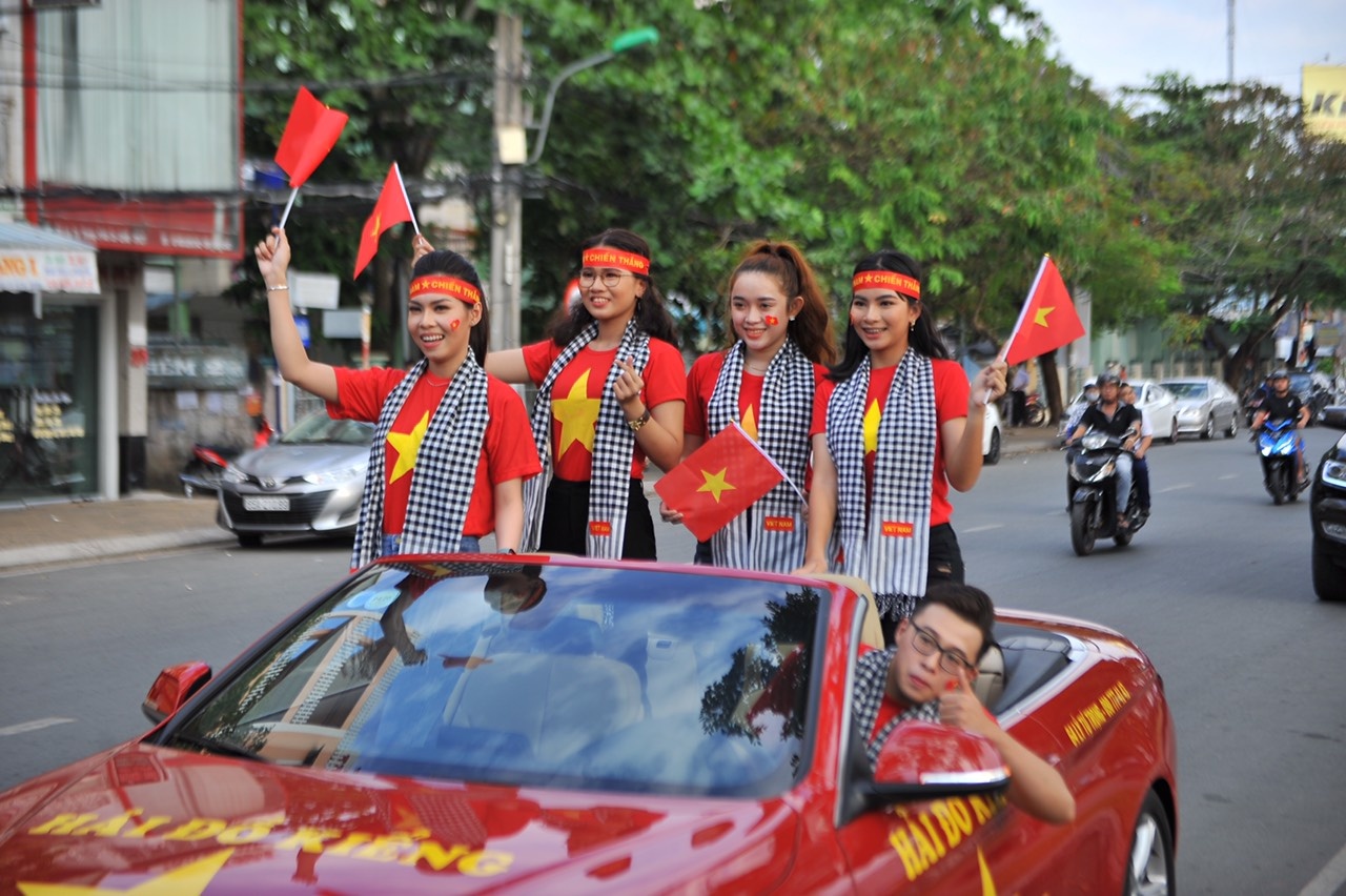 Chung kết bóng đá  ảnh 2 Chung ket bong da anh 2