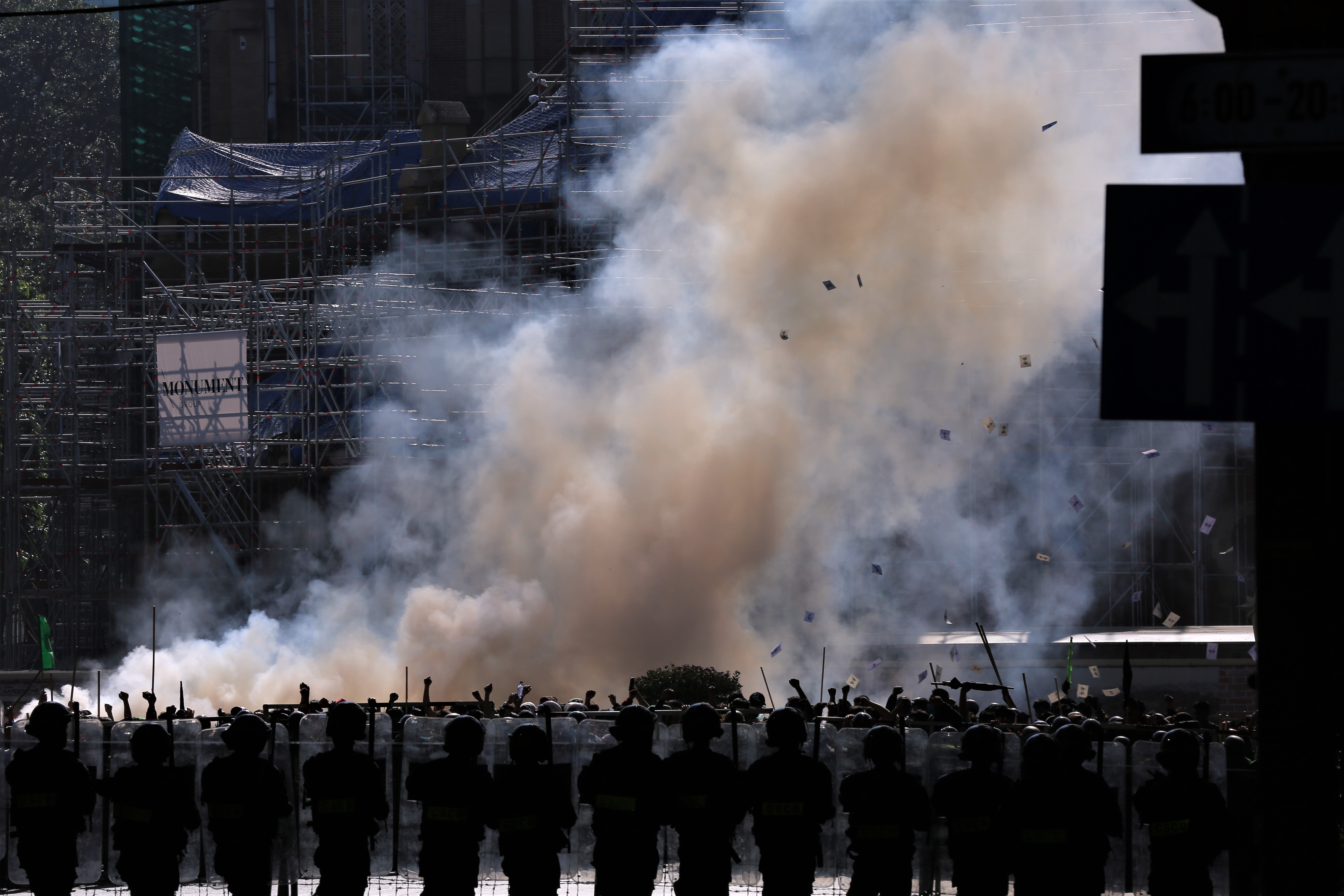 dien tap chong khung bo o TP.HCM anh 2