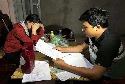 Mại dâm trong quán cà phê ảnh 2 Mai dam trong quan ca phe anh 2