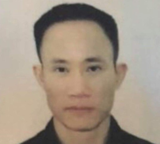 bắt nghi can cố thủ bằng súng ảnh 1 bat nghi can co thu bang sung anh 1