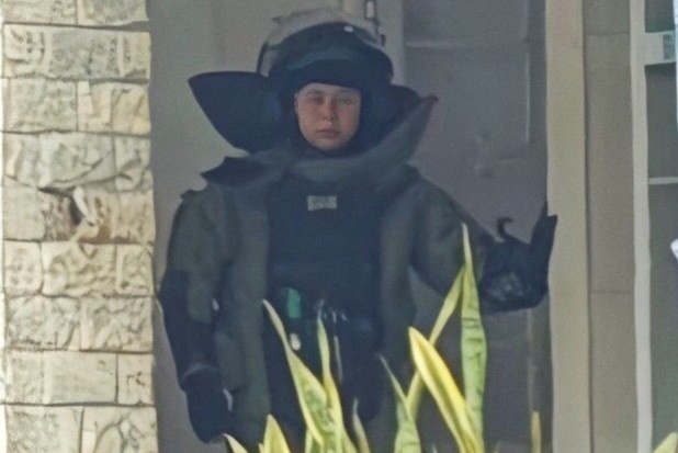 Phong toa duong o TP.HCM sau tin bao ve vali vo chu hinh anh