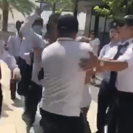 Bao ve bi to danh cu dan chung cu Xi Grand Court TP.HCM hinh anh