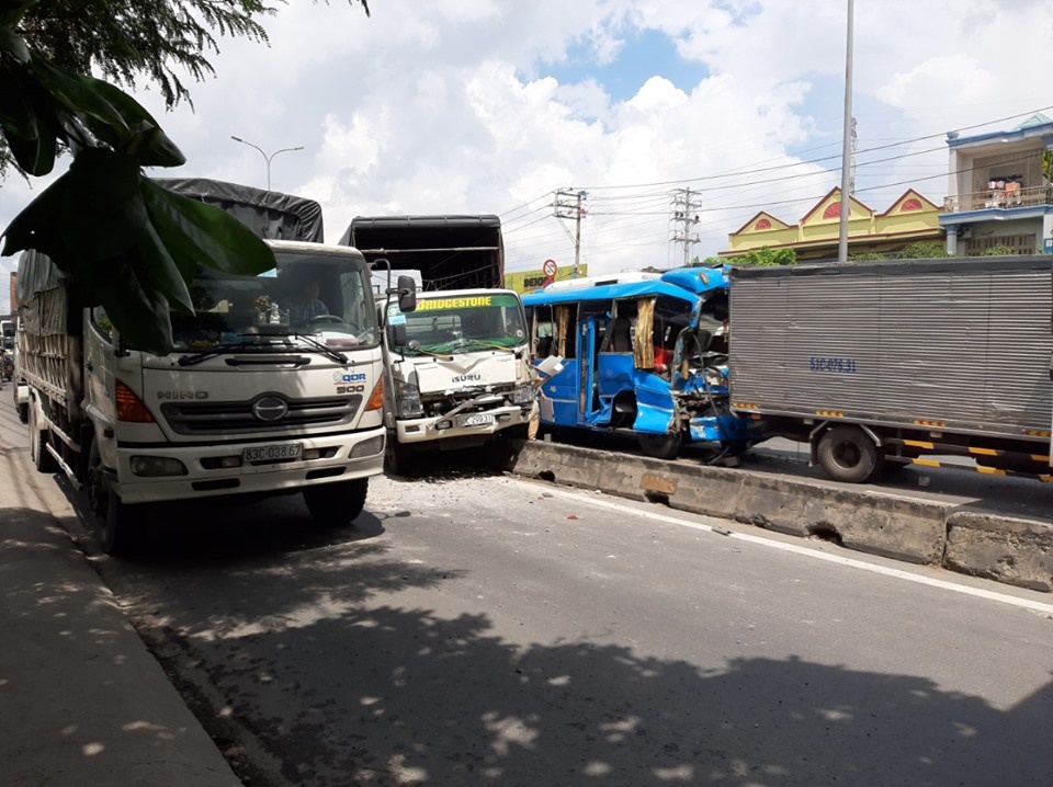 Tai nan lien hoan 6 xe o TP.HCM anh 1