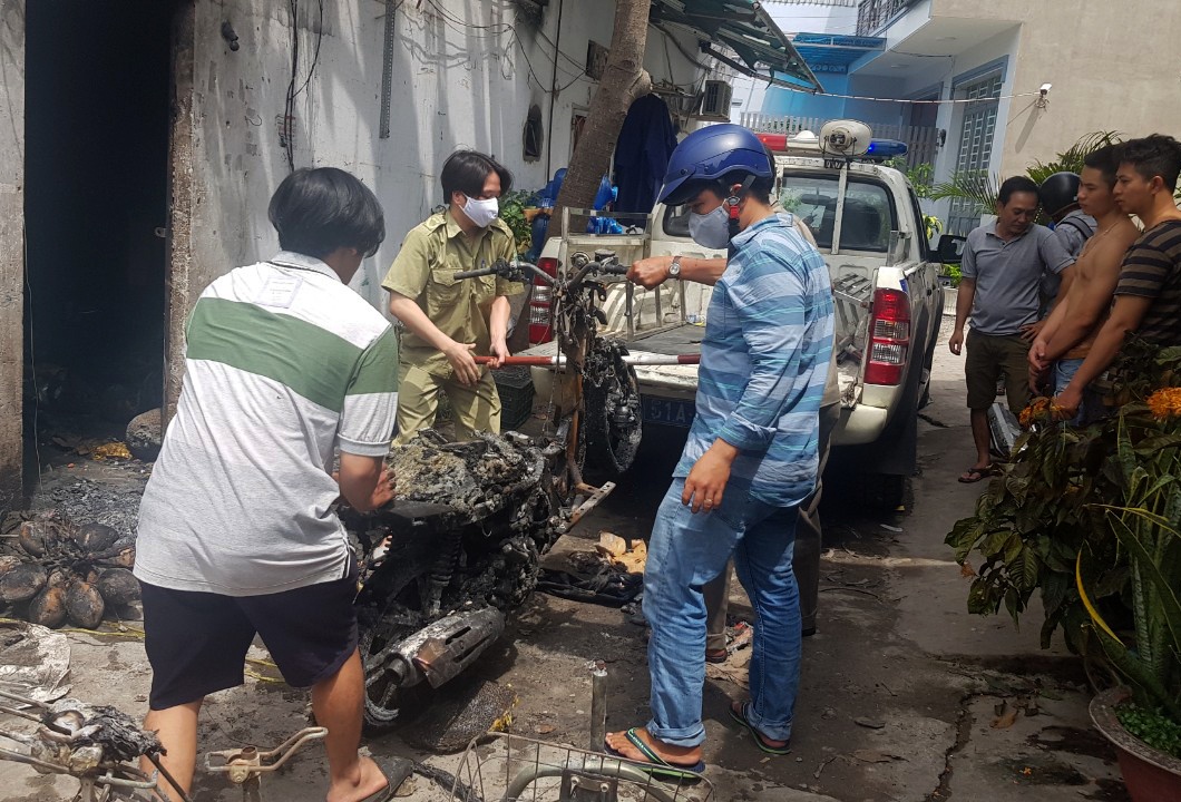 Nhan chung ke khoanh khac can nha boc chay lam 3 nguoi chet o TP.HCM hinh anh