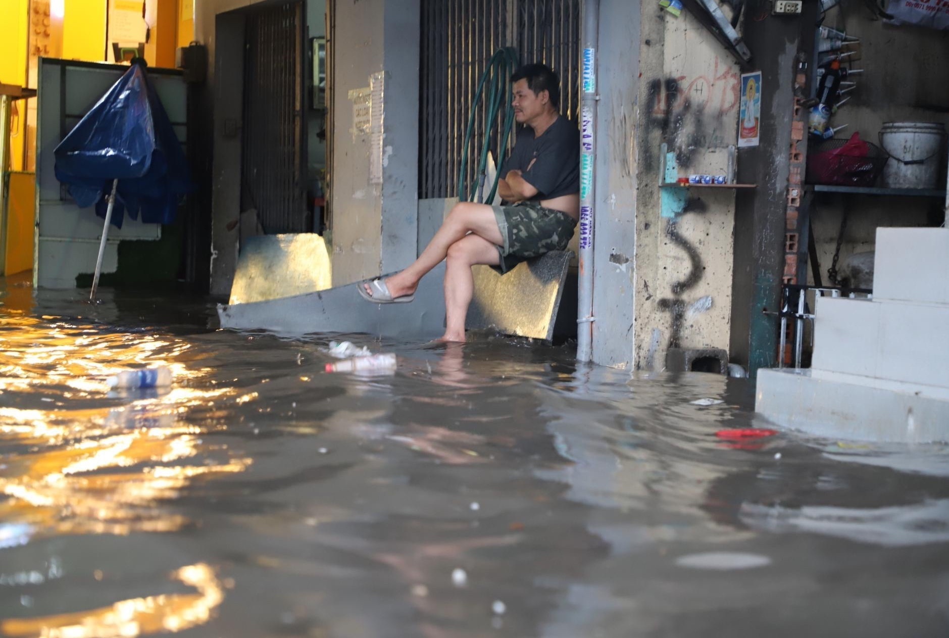 Ket xe sau mua o TP.HCM anh 8