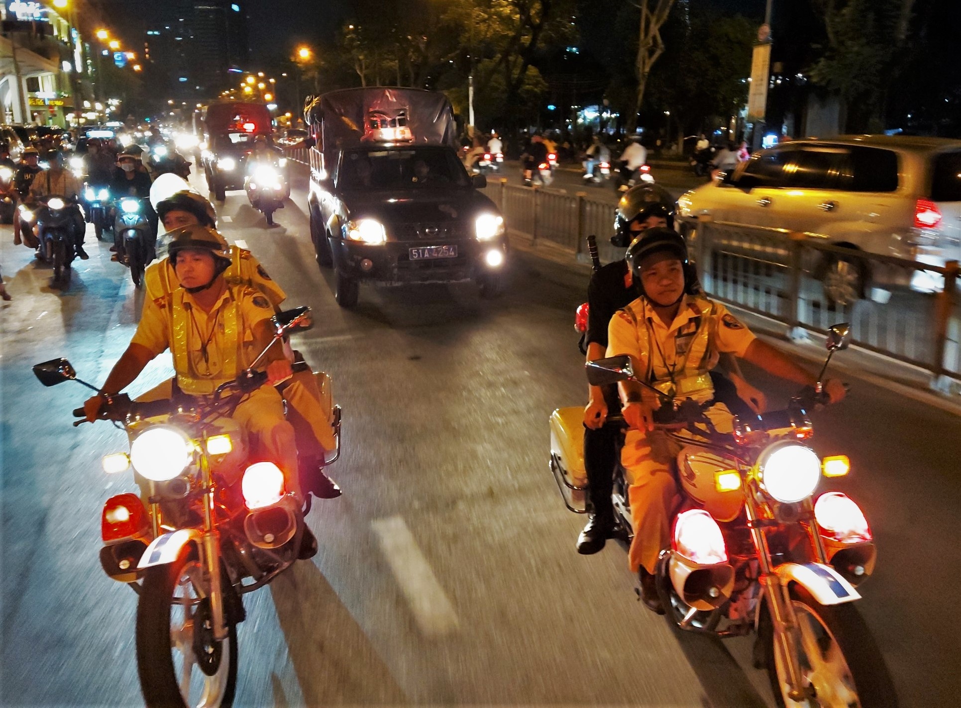 cao diem tan cong tran ap toi pham TP.HCM anh 8