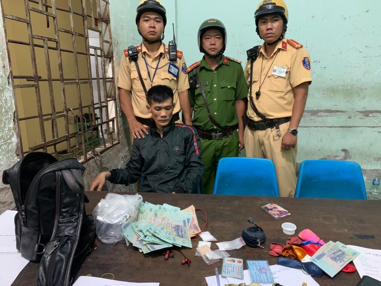 CSGT bắt ma túy quận 12 ảnh 1 CSGT bat ma tuy quan 12 anh 1