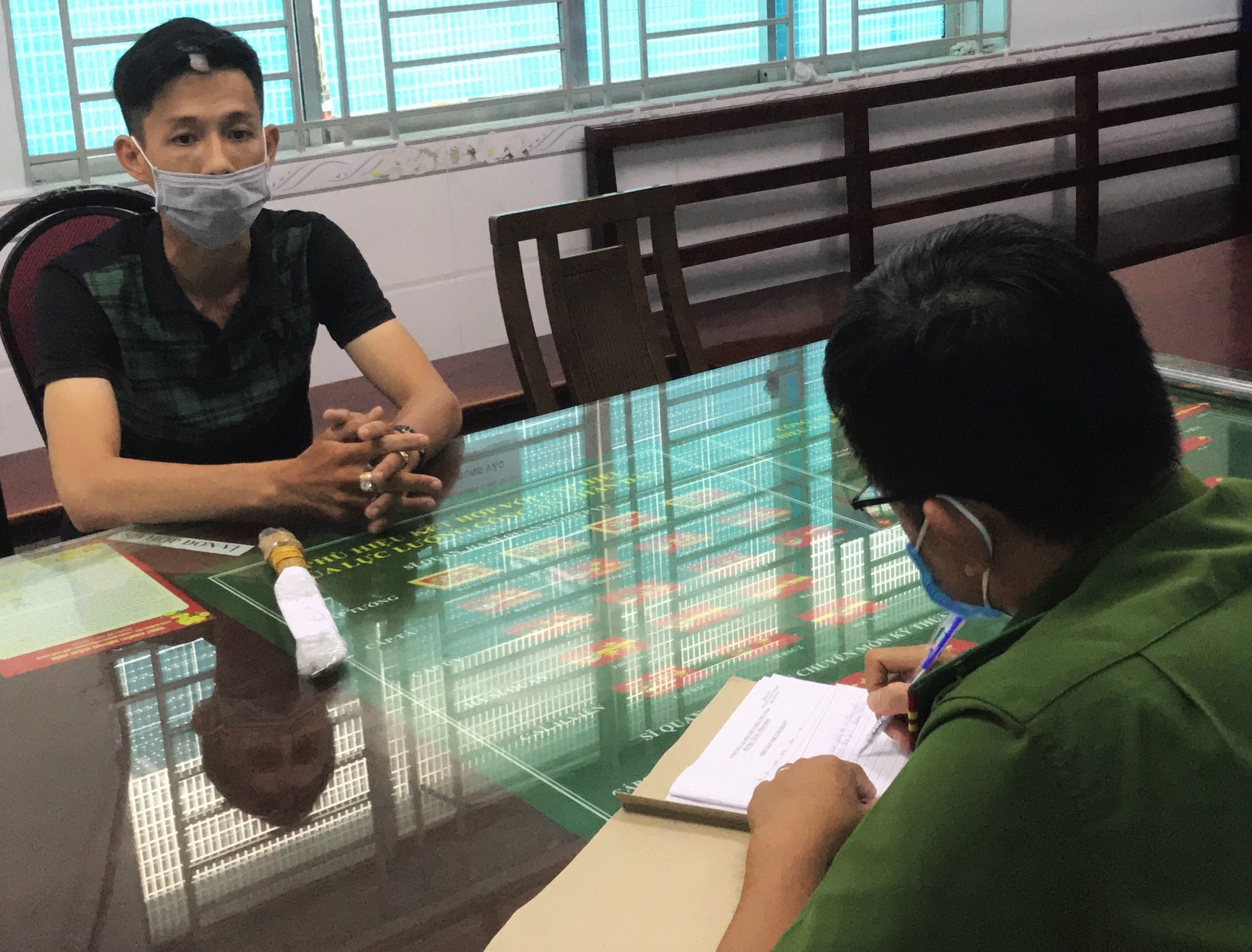 Bảo vệ chung cư bị chém ở TP.HCM ảnh 1 Bao ve chung cu bi chem o TP.HCM anh 1