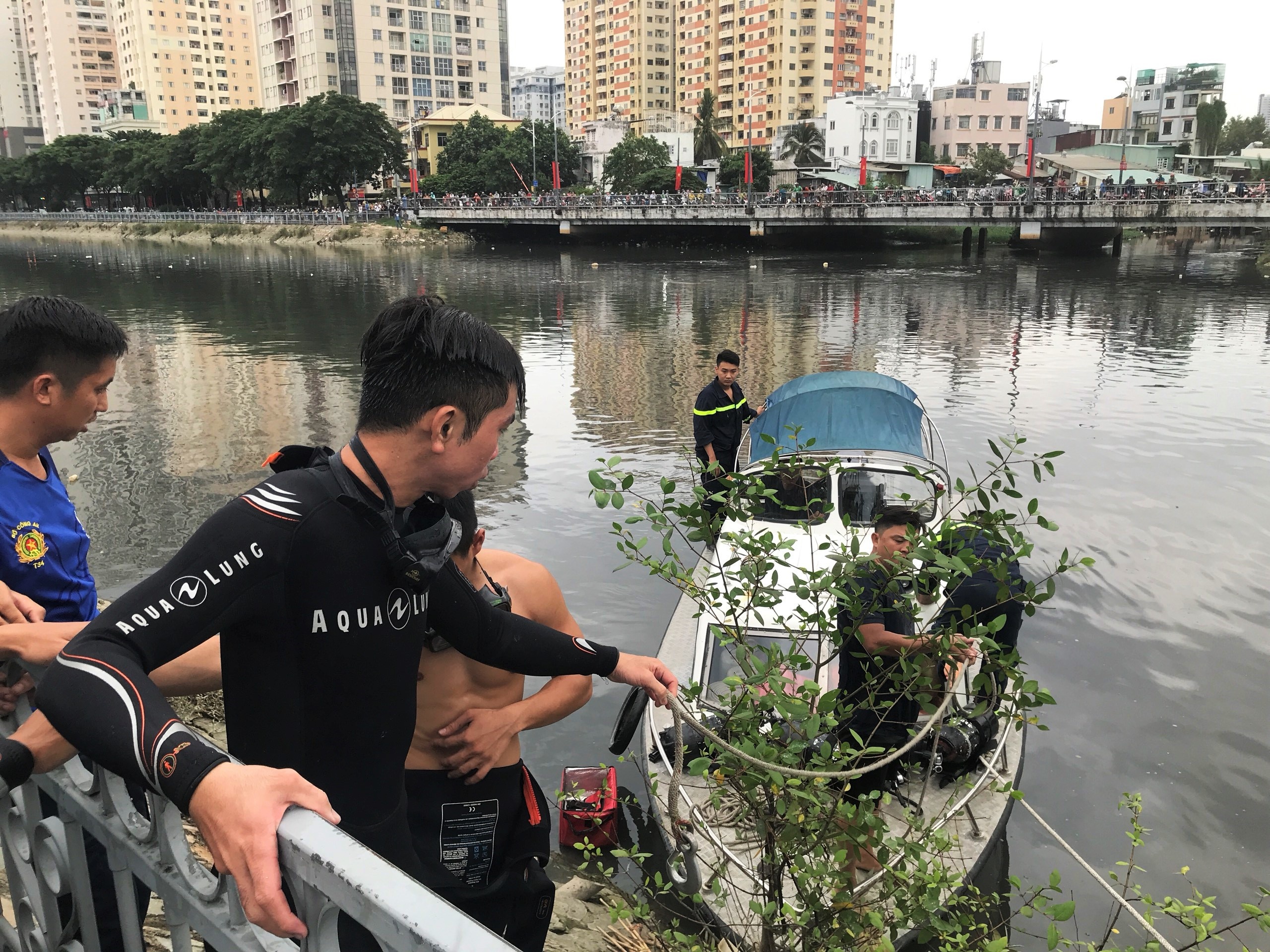 nhay cau nguyen van cu anh 1