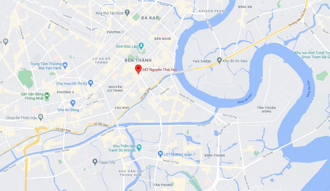 Người đàn ông mắc kẹt ở tầng TP.HCM ảnh 2 Nguoi dan ong mac ket o tang TP.HCM anh 2