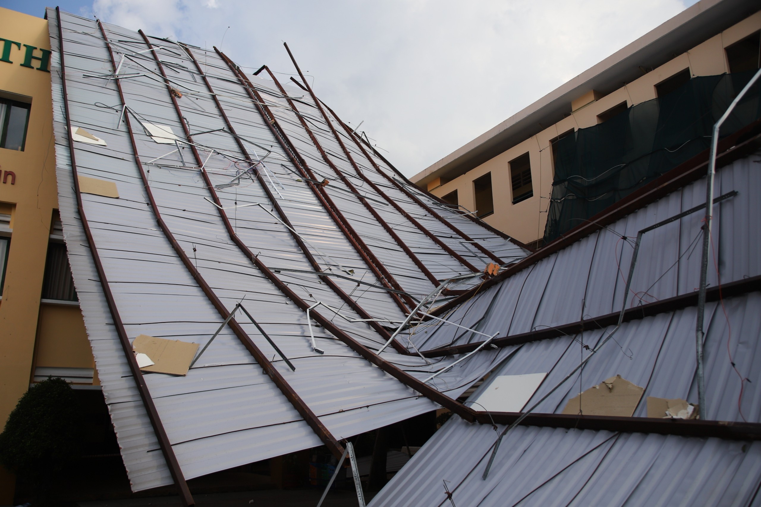 toc mai truong THPT Binh Phu o TP, HCM anh 6