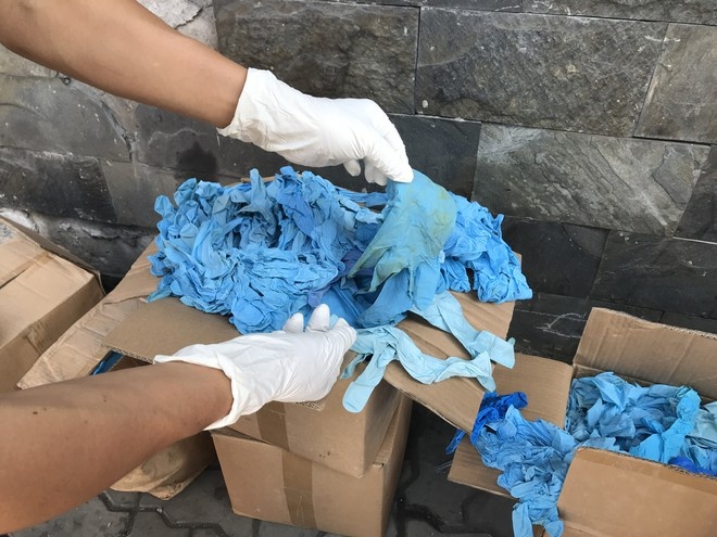 Hang chuc tan khau trang y te ban nhap ve TP.HCM hinh anh