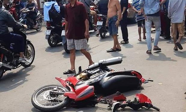 Ten cuop o TP.HCM nga gay chan khi bi nan nhan truy duoi hinh anh