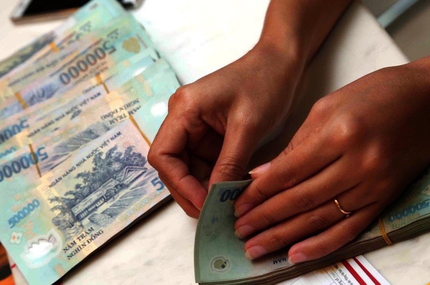 Nguoi dan ong o TP.HCM trinh bao bi lua 90 trieu khi vay tien online hinh anh