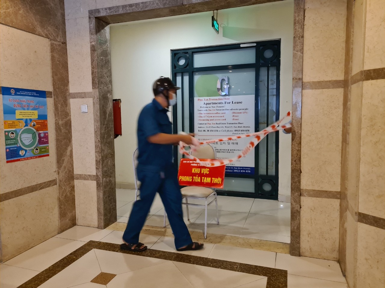 TP.HCM go phong toa chung cu Phuc Yen 1 o quan Tan Binh hinh anh