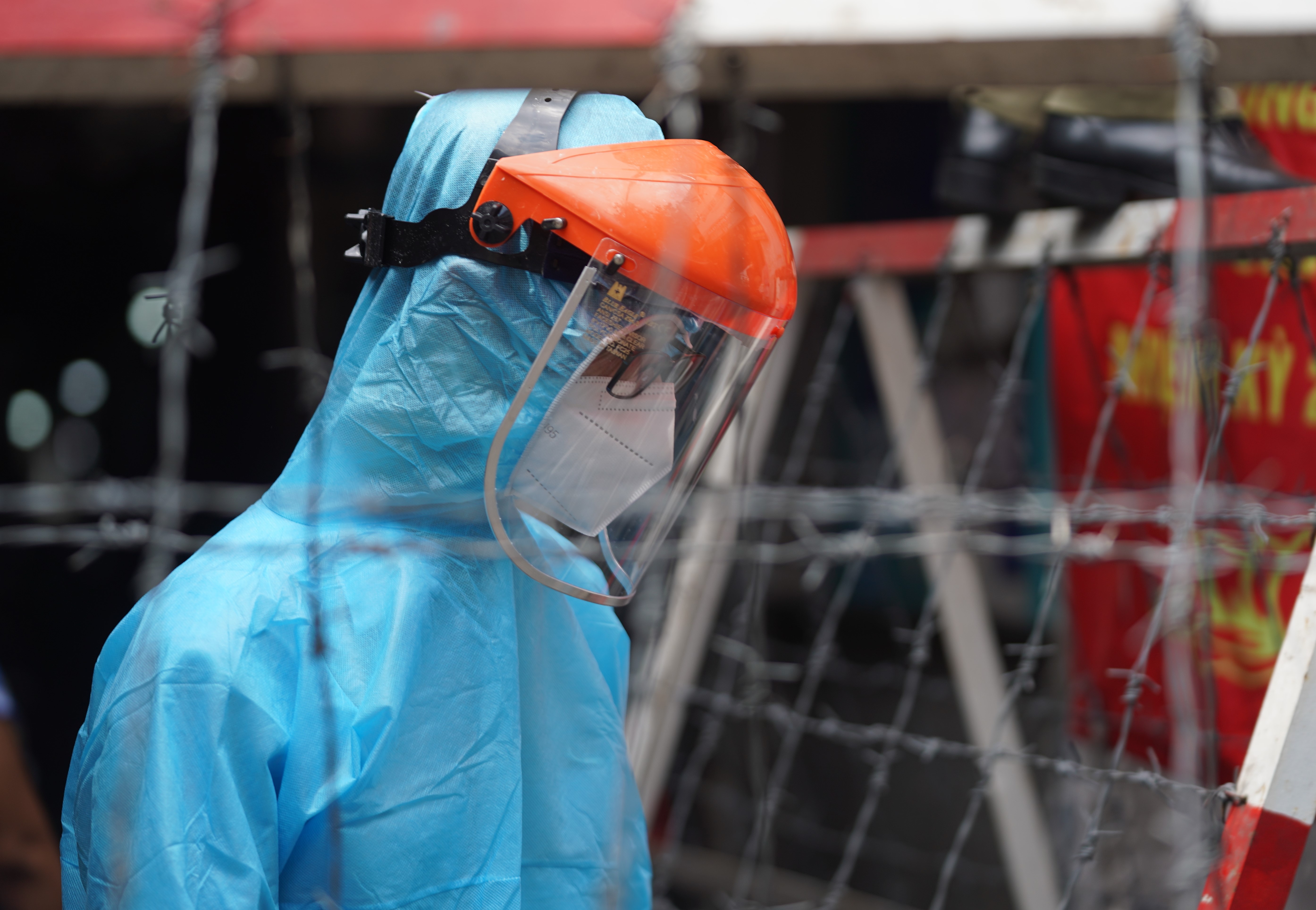 TP.HCM tim nguoi tung den mot hieu thuoc Pharmacity o quan 12 hinh anh