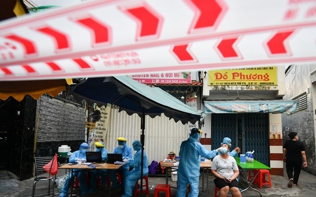 TP Thu Duc phong toa tam thoi mot toa nha chung cu Bo Cong an hinh anh