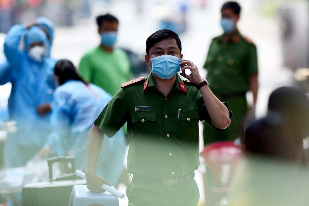 Phong toa noi o cua nhan vien Benh vien Benh Nhiet doi TP.HCM hinh anh