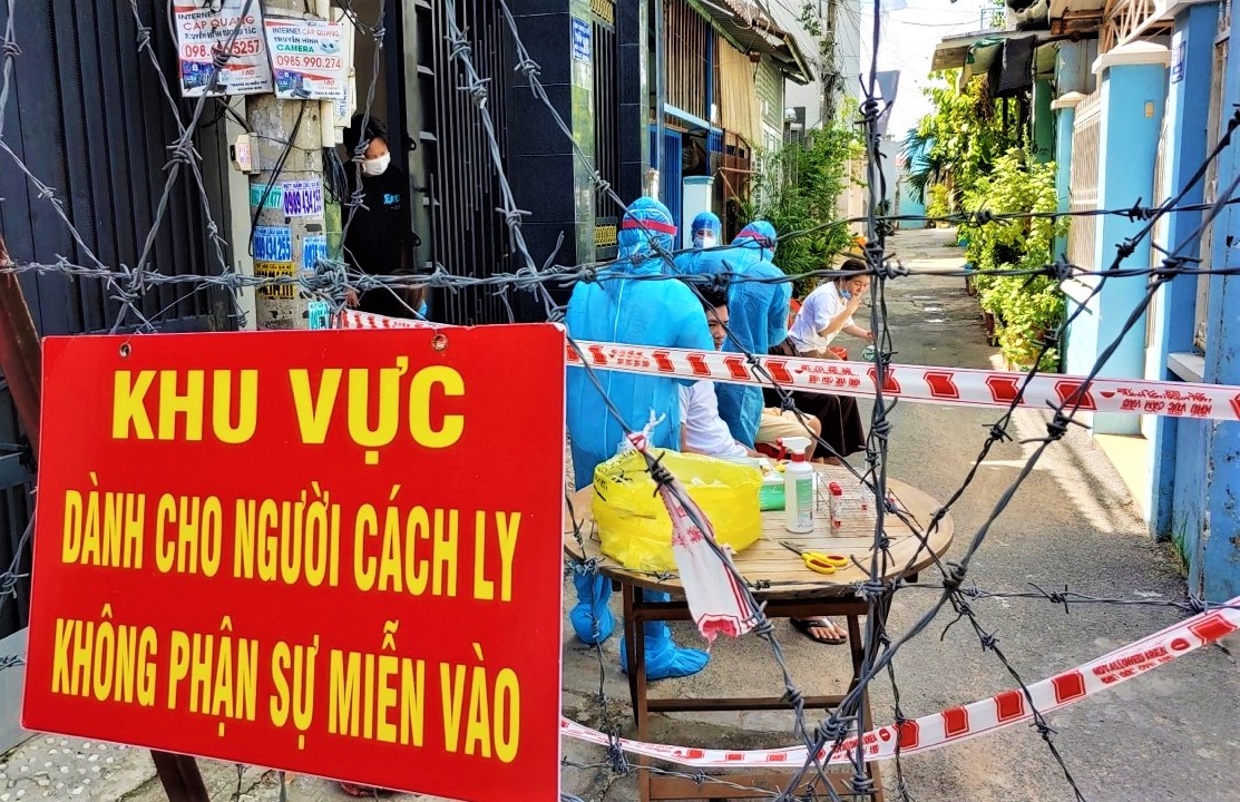 TP.HCM phong toa noi o cua benh nhan mac Covid-19 hinh anh