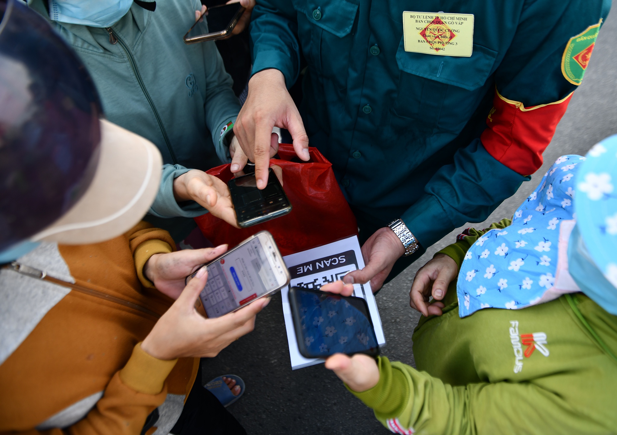 TP.HCM tim nguoi tung toi cho Binh Dong hinh anh