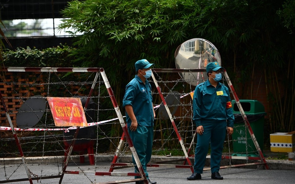 Phong toa lan 2 toa nha chung cu Sunview Town o TP Thu Duc hinh anh