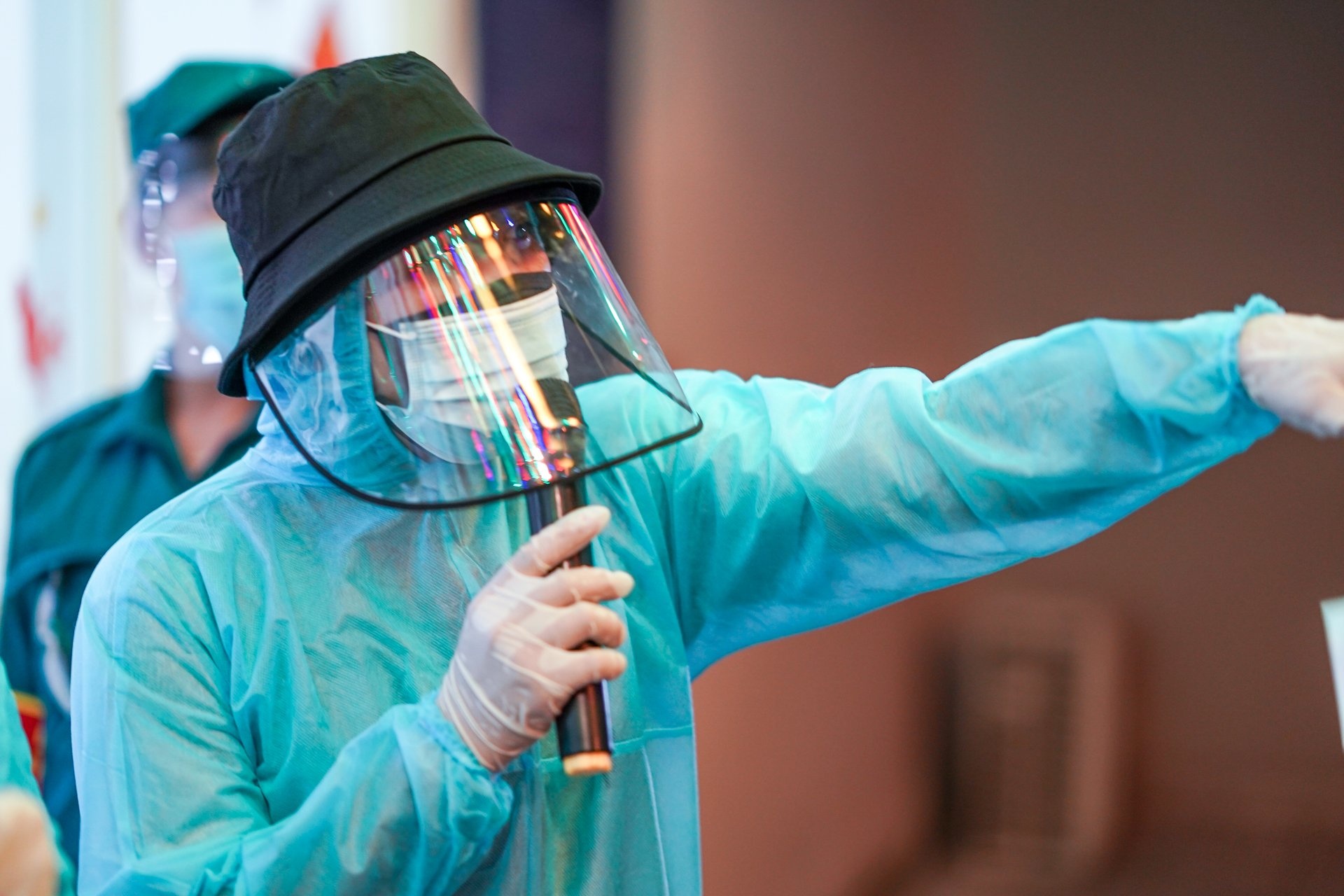 Tim nguoi tung den 3 khu cho o Go Vap hinh anh