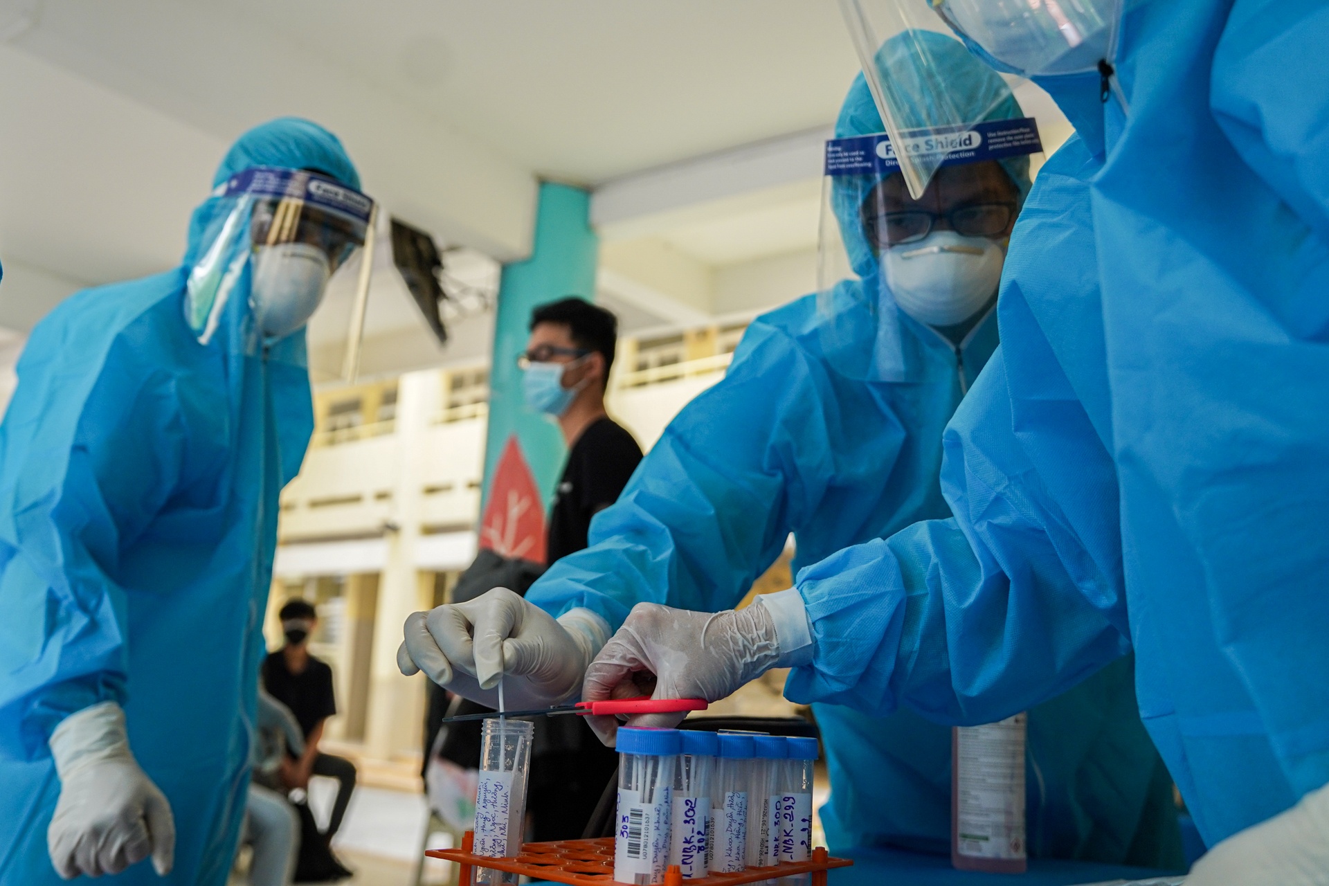 Dich covid-19 tai TP.HCM anh 1