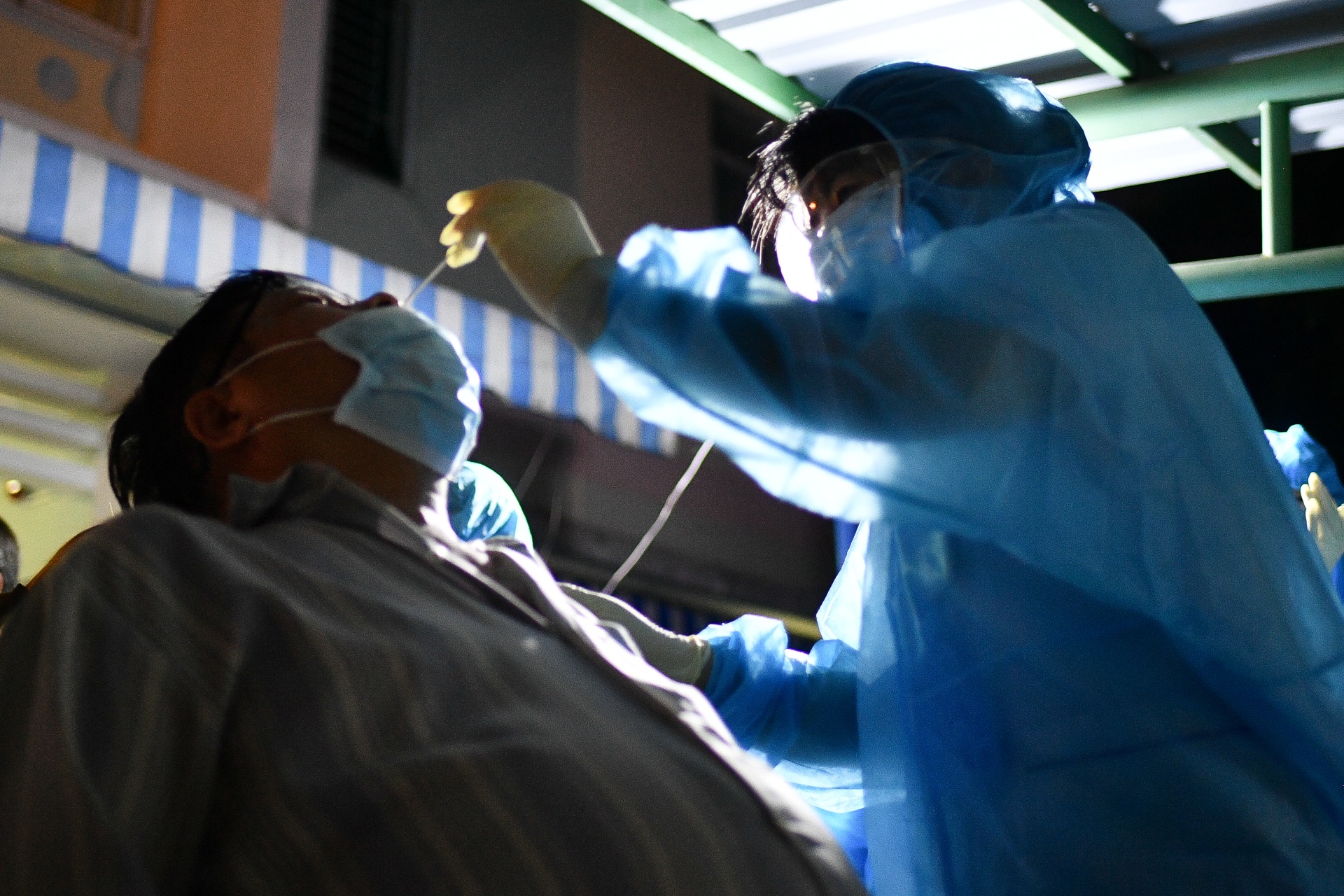 Dich covid-19 tai TP.HCM anh 1