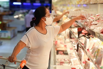 TP.HCM tim nguoi den cua hang ban thuc pham o quan 5 hinh anh