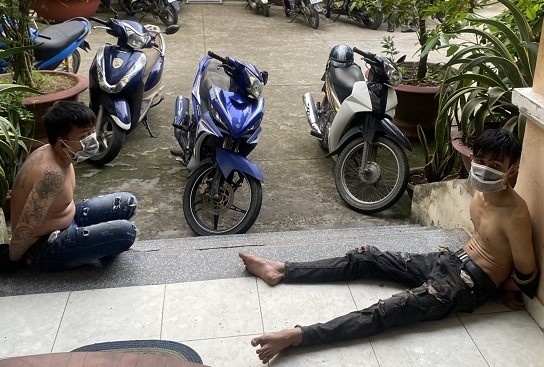 Hai nguoi nhiem nCoV 'thong' chot kiem dich o TP.HCM hinh anh