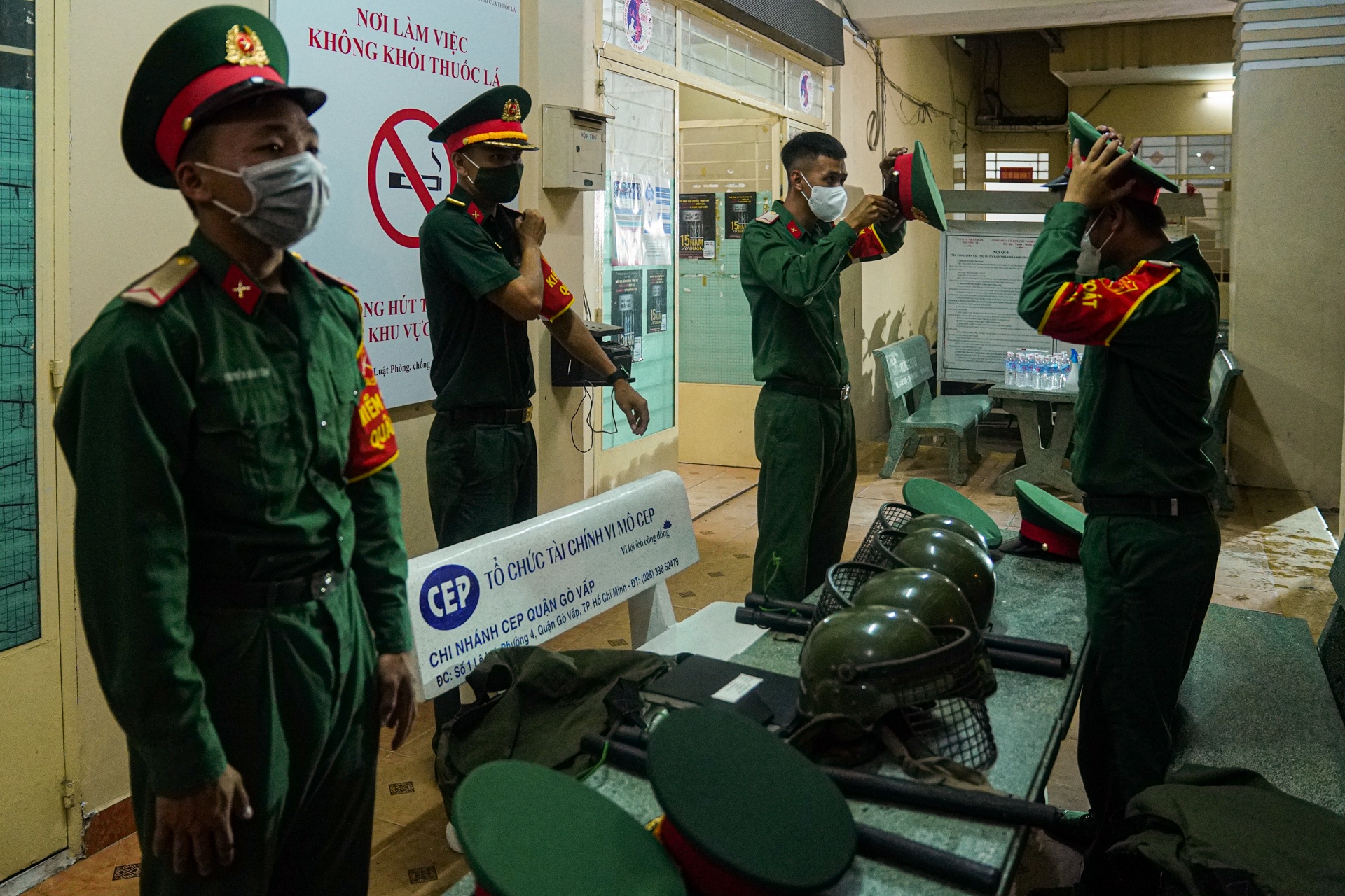 Bo tu lenh TP.HCM xuat quan anh 4