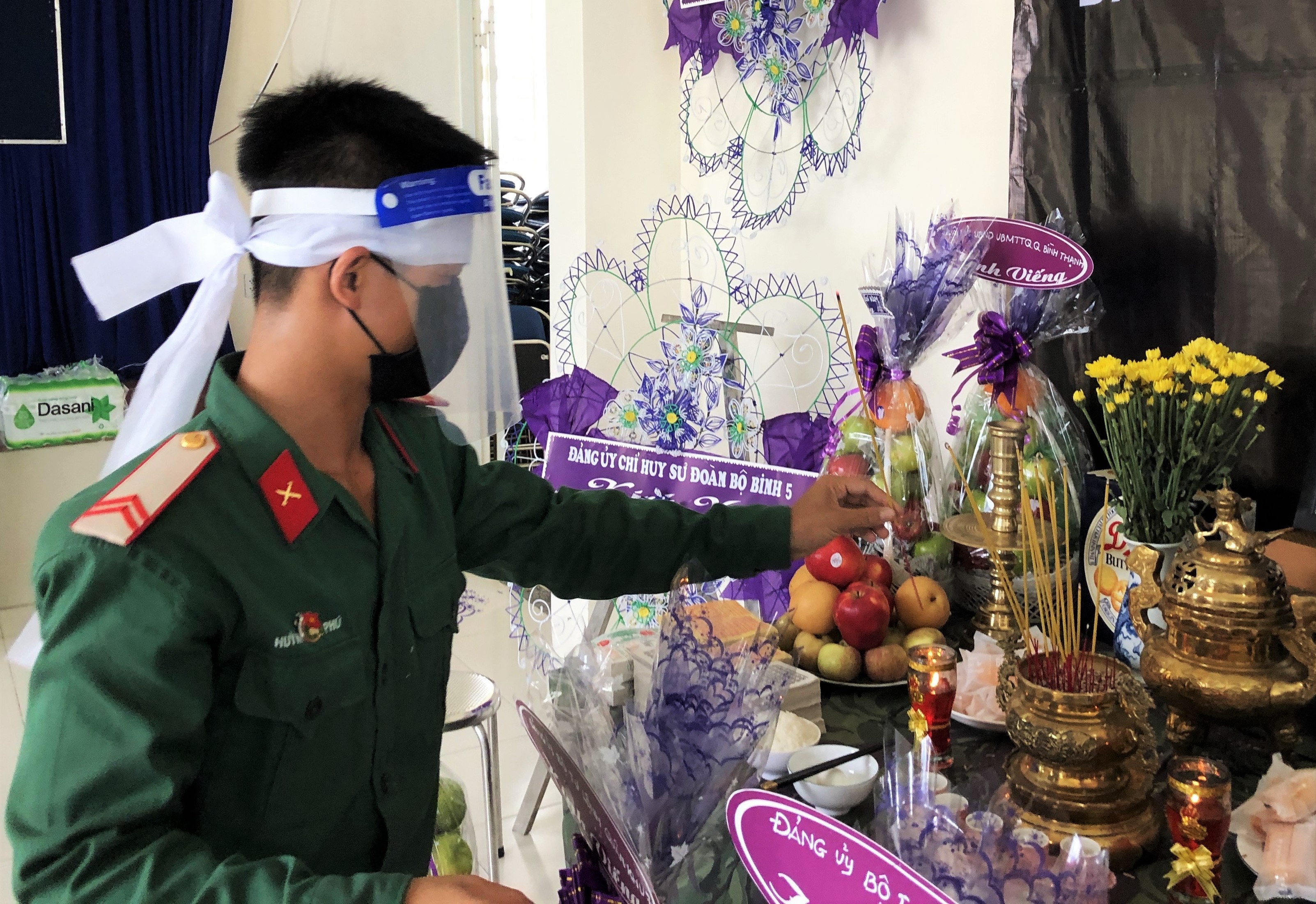 Lap ban tho vong cho chien si lam nhiem vu o TP.HCM chiu tang me hinh anh