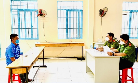 Thach thuc cong an tren mang xa hoi anh 1