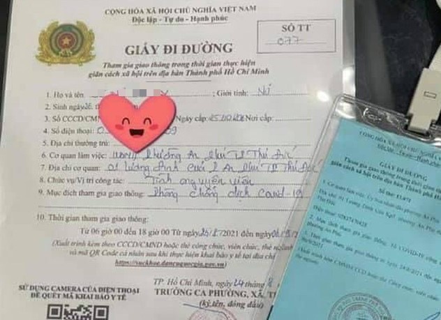 Tinh nguyen vien o TP.HCM dang anh khoe giay di duong tren mang xa hoi hinh anh