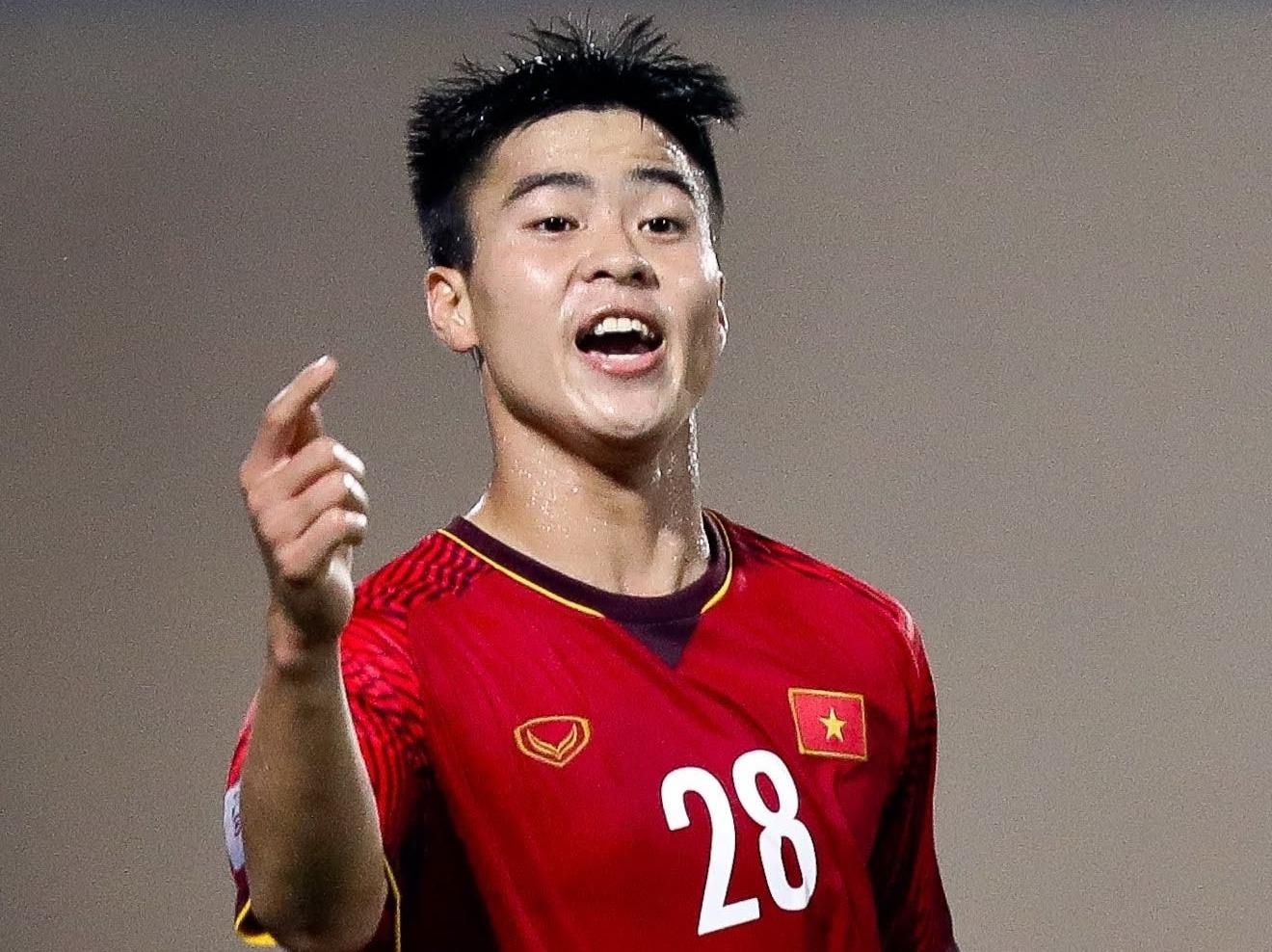 CDV Malaysia 'tan cong' trang ca nhan cua hau ve Duy Manh sau tran hoa hinh anh