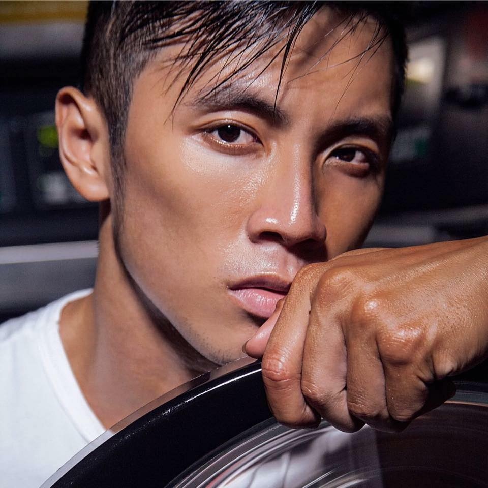 ve si hoa hau H Hen Nie anh 3