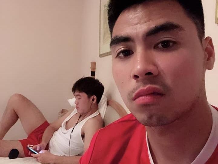 Duc Huy dang anh 'ho henh' cua Xuan Truong, Van Toan khoe kieu toc moi hinh anh