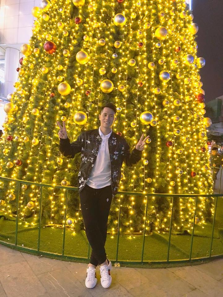 cau thu tuyen Viet Nam chuc mung Giang sinh anh 6