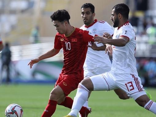 Thua Iran, tuyen Viet Nam van lot top tim kiem tren mang Han Quoc hinh anh