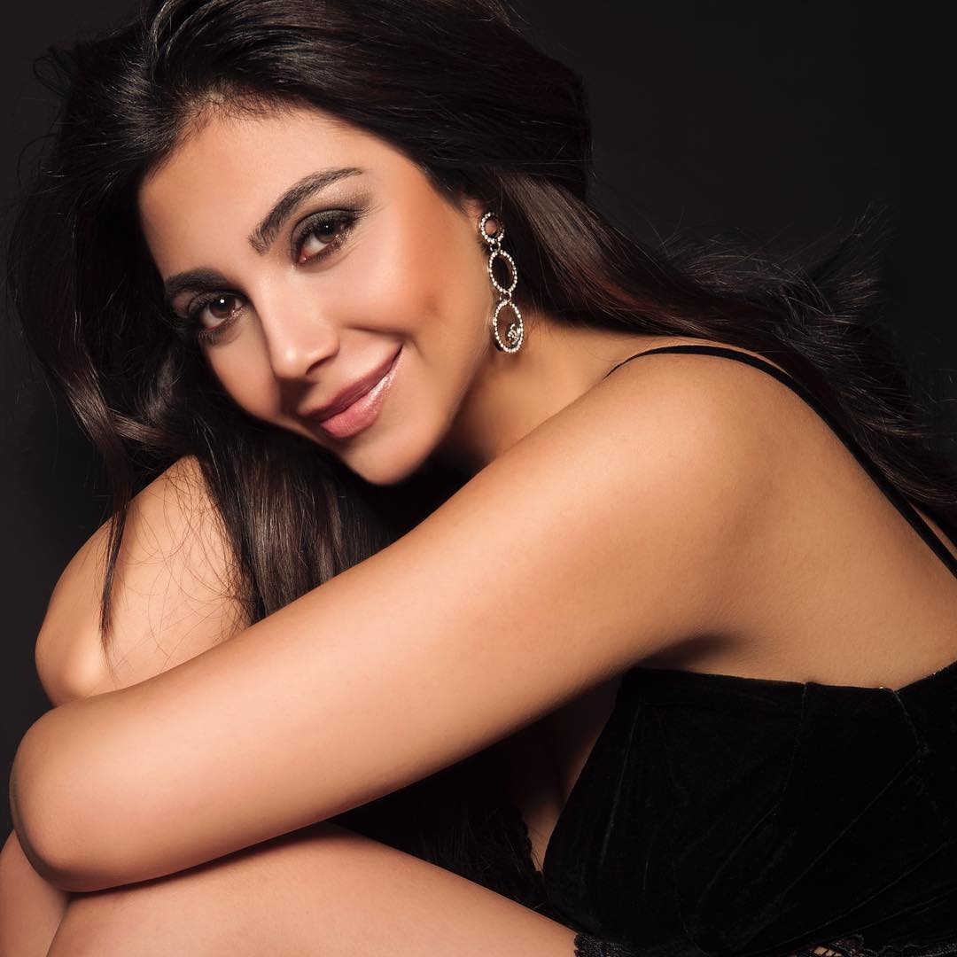 ban gai cau thu ghi hai ban vao luoi Viet Nam anh 5