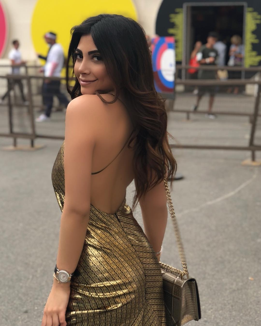 ban gai cau thu ghi hai ban vao luoi Viet Nam anh 4