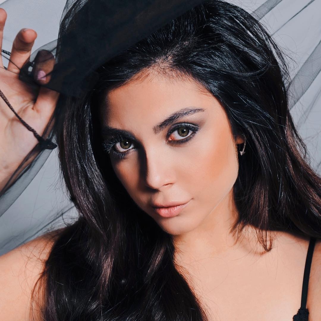 ban gai cau thu ghi hai ban vao luoi Viet Nam anh 8