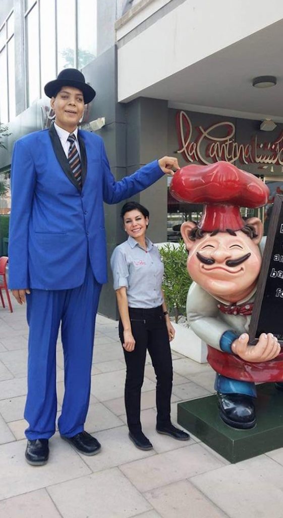 chàng trai không có người yêu vì quá cao ảnh 4 chang trai khong co nguoi yeu vi qua cao anh 4