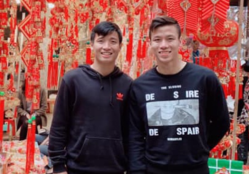 Tuyen thu Viet Nam lam gi trong ngay dau tro ve tu Asian Cup 2019? hinh anh