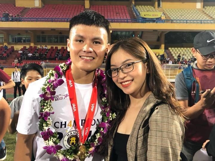 Ban gai tuyen thu Viet Nam va nhung lan dap tra 'cuc gat' tren mang hinh anh