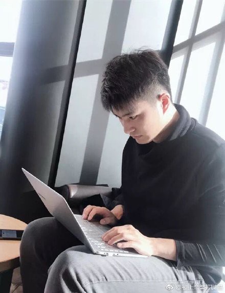 hot boy hoc gioi anh 5