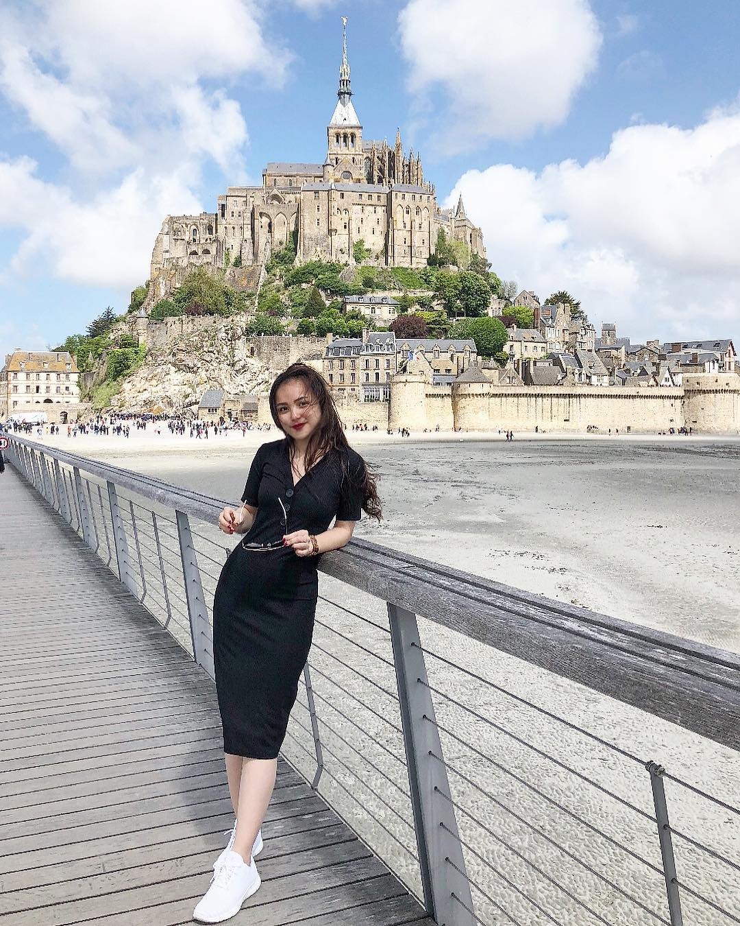 nu sinh tang hoa tong thong My anh 9