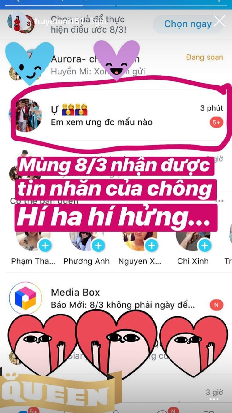 cau thu Viet Nam tang qua 8/3 anh 5